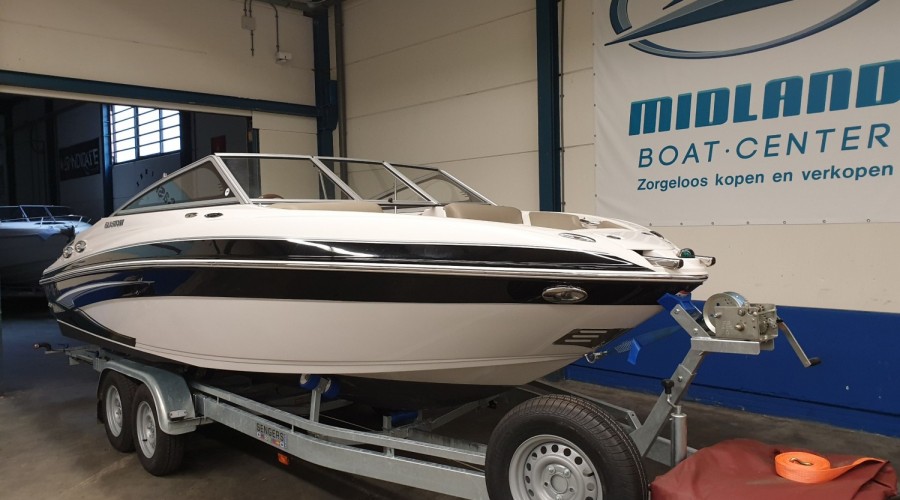 Glastron GLS 215 Bowrider