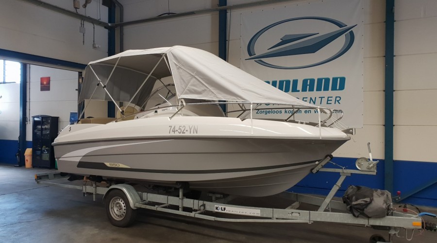 Prachtige Beneteau Flyer 550 Sundeck