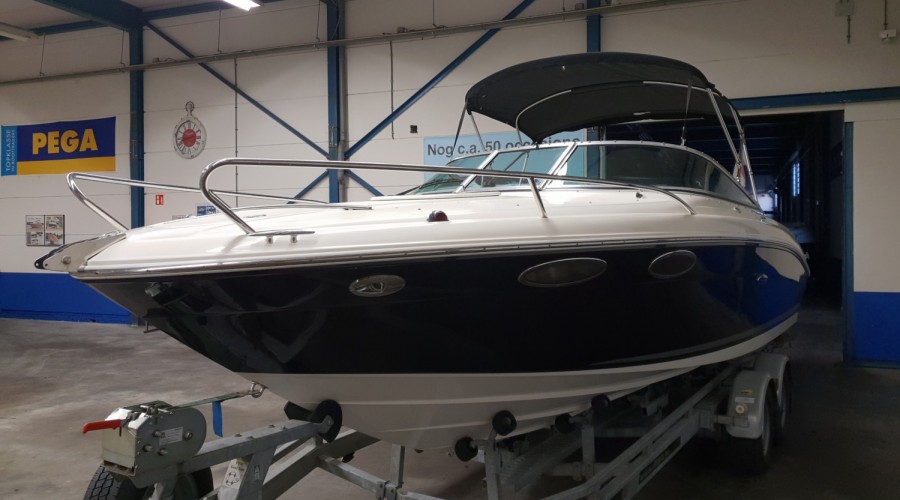 Sea Ray 240 Sunsport