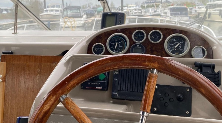 Bayliner 2855 (zéér compleet)
