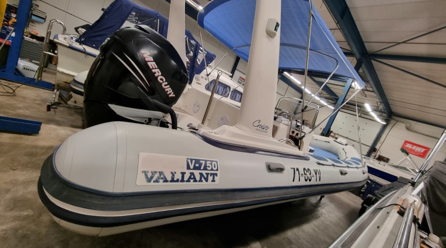 Valiant Vanguard 750 RIB