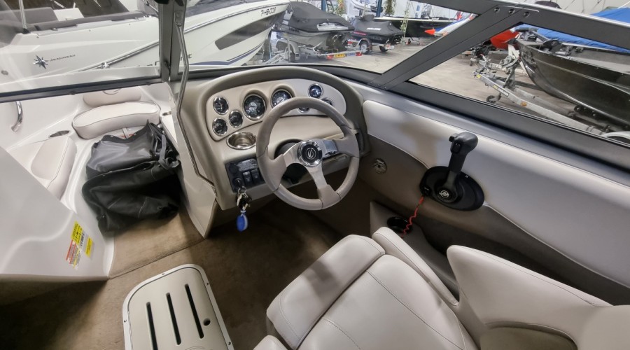 Crownline 18 SS Bowrider in zéér mooie staat!