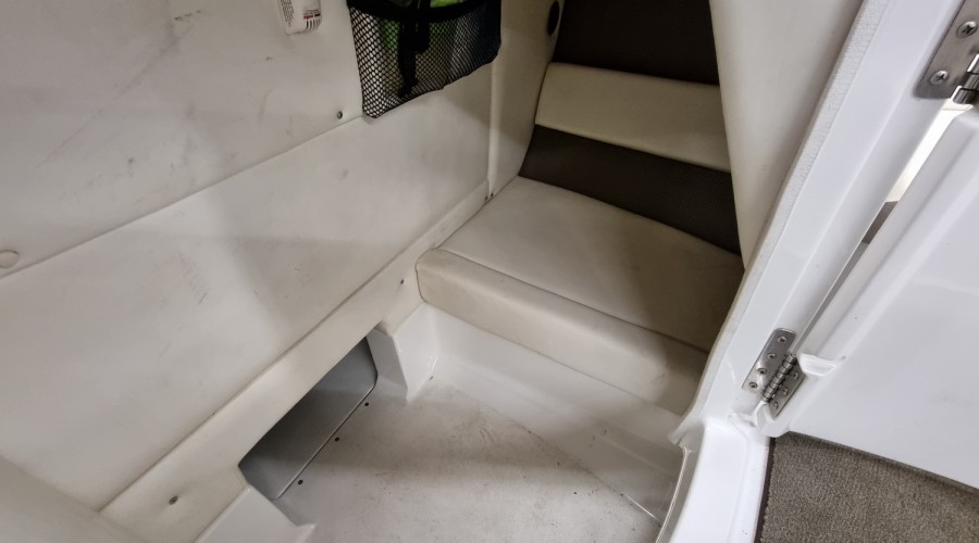 Superdikke Cobalt 24 SX uit 2005 met alle opties op LPG én benzine
